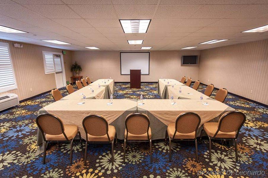 Holiday Inn Express Hotel & Suites - Paso Robles By Ihg Εξωτερικό φωτογραφία