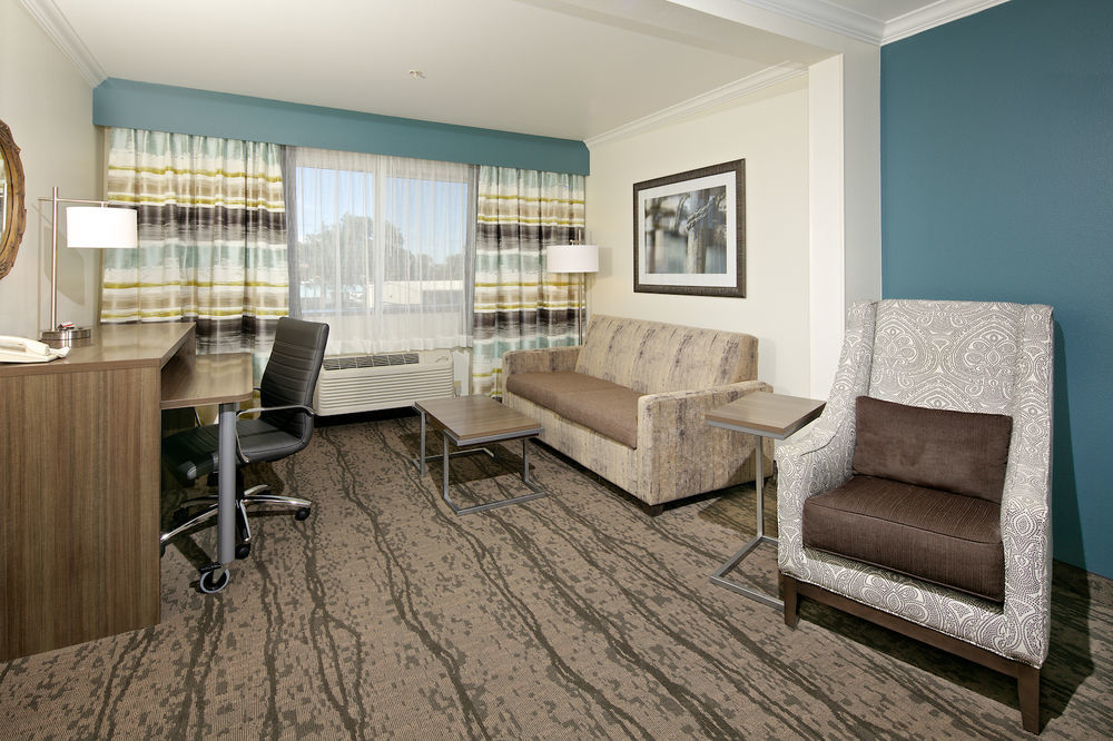 Holiday Inn Express Hotel & Suites - Paso Robles By Ihg Εξωτερικό φωτογραφία